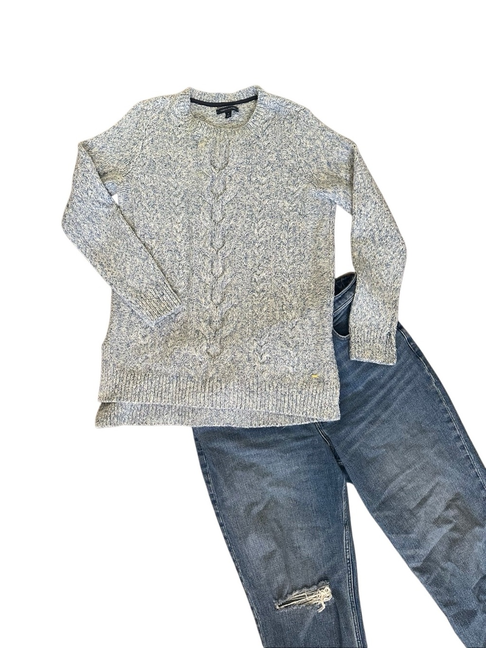 Tommy Hilfiger Blue/Whitee Marled Cable Knit Sweater. Size Medium